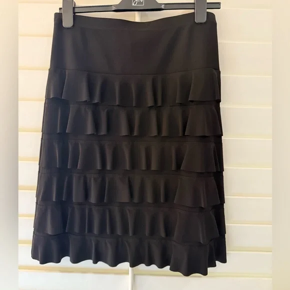 Joseph Ribkoff 🌸 Black Tiered Ruffle Skirt 🌸🌺🌼 - Picture 2 of 4